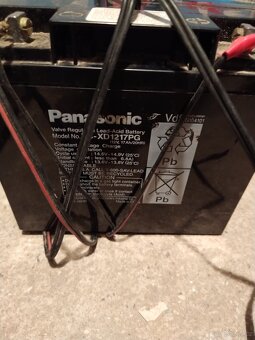 NA PRODEJ ZAVAZECI LOD SPORT CARP PROFI S PRISLUSENSTVIM - 11