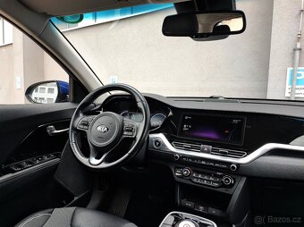 KIA NIRO EV VISION 150KW ELECTRIC 64kWh, 2021, ZÁRUKA, DPH - 11