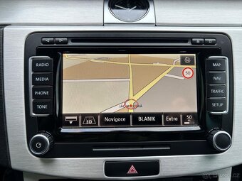 Volkswagen Passat, 2.0TDi 103KW DSG ČR 1.MAJITEL - 11