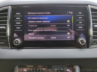 Škoda Karoq 4x4 DSG SPORTLINE FullLED PANORAMA TAŽNÉ - 11