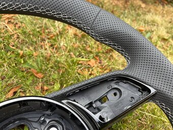 AUDI VOLANT KOZENY PERFOROVANY - 11