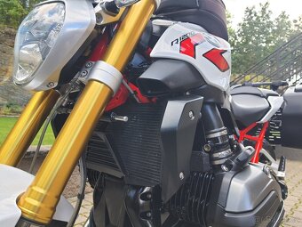 BMW R 1200 R -ABS, ASC,INFO, ESA,T VYHŘÍVANÉ RUKOJETI TEMPOM - 11