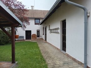 Prodej velikého domku ( 390m2, 4+2) v obcí Třebestovice s pl - 11