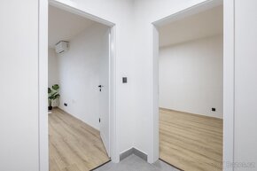 Byt 2+kk s rozšířenou lodžií a klimatizací, 39m² - 11