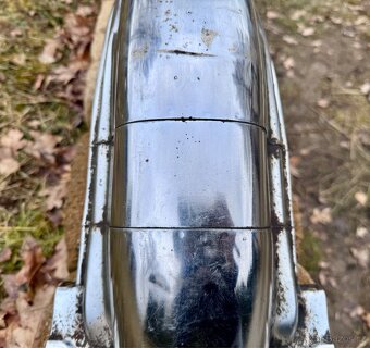 ČZ 125 175 250 Sport - zadní blatník - 11