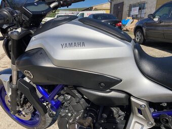 Yamaha MT 07,Servisní knížka - 11