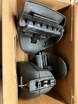 Thule střešní nosiče + 2x nosič kol + patky 753 a 757 - 11
