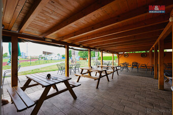 Prodej restaurace, stravování v Chropyni - 11