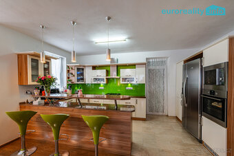 Prodej rodinného domu, 147 m2, Kraslice - 11