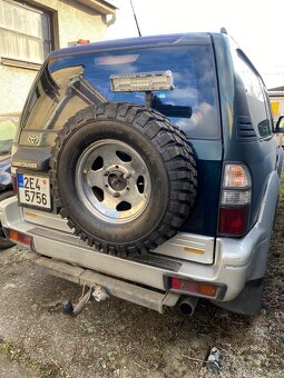 TOYOTA Land Cruiser LC 90 - 11