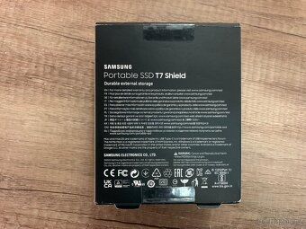 Samsung Portable SSD T7 Shield 2TB nový pouze rozbalený - 11