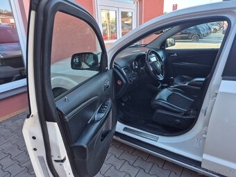 Fiat Freemont 2.0 Multijet Cross AWD 125kW - 11