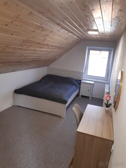 Rodinný dům s wellness koutkem pro krátkodobý pobyt - 11