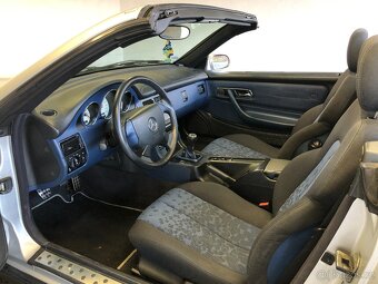 MERCEDES-BENZ SLK 2.0i - 11