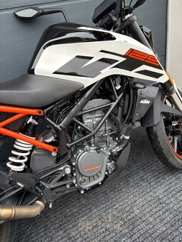KTM Duke 125 - 11