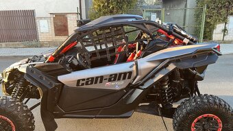 Can Am X3 - 11