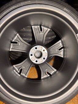 ORIG.AUDI RS6 C8 R22 285/30/22 AUDI SPORT NOVE .AUDI RS7 C8 - 11