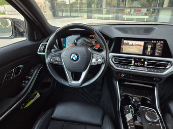 BMW 320D 190PS/Sport/ACC/TAŽNÉ/PRAVIDELNÝ SERVIS/VIRTUÁL - 11