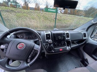 Více místné vozidlo Fiat Ducato 3.0 BUS - 11