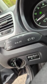 Škoda Roomster SPORT 1.6i 16V 77Kw 2009 - 11