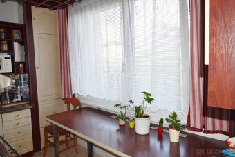 Prodej pěkného bytu 2+1 předělaného na 3+1 v Trutnově - 11
