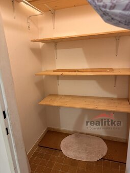  REZERVACE  Prodej slunného bytu 2+1, Krnovská, Opava - 11
