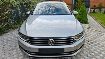 Volkswagen Passat 2.0 TDI Comfortline DSG 2017 - 11