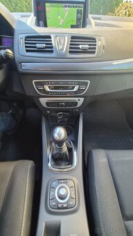 Renault Megane III  1.2 TCe Turbo - 11