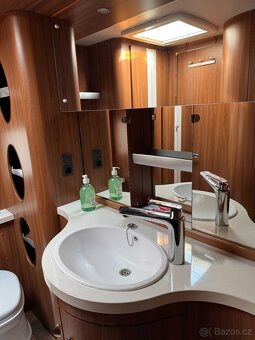 prodám karavan Hobby WFU 660 PREMIUM - 11