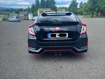 Honda Civic 1.5i VTEC Sport  Plus 134 kW Manuál - 11