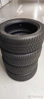 245/45/18 Barum Polaris 5, 6.6mm-6.1mm, DOT 4119 - 11