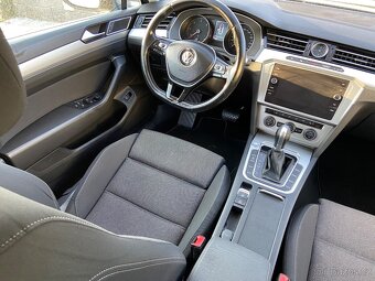 VW PASSAT VARIANT B8 model 2020 - 11