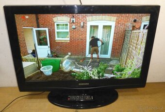 LCD televize 80cm SAMSUNG, 32 palců, nemá DVBT2 - 11