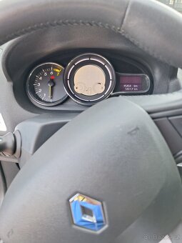 Renault Megane 1,4 TCe 96kW najeto 95 500 km - 11