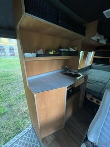 Volkswagen LT 35 s obytnou vestavbou - 11