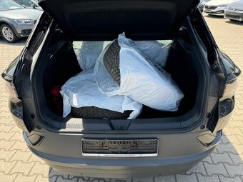 Volkswagen ID.4 Pro Perf. 150kw/tažné/matrix/panorama/450km - 11