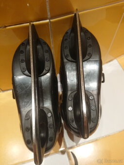 REZER. Dětské nastavitelné brusle Oxelo Play 3 vel. 32 - 34 - 11