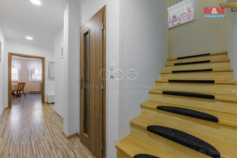 Prodej rodinného domu, 180 m², Stanovice - 11