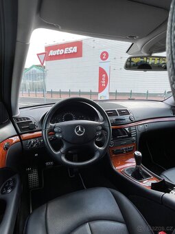 Mercedes-Benz W212 220CDI - 11