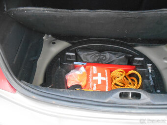 PEUGEOT 208 1.2 VTI ACTIVE - 11