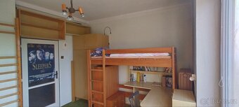 Nábytek z dětského pokoje - 11