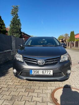 Toyota Avensis - 11