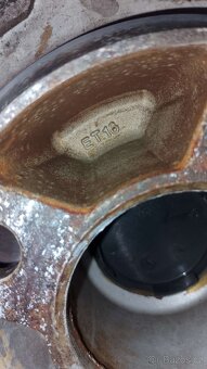Enzo ALU kola 14 s pneu BRAVURIS 5HM 175/65 - 11