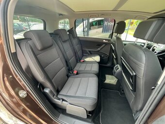 VW Touran 1.6 TDi Navigace, P+Z Senzory - 11