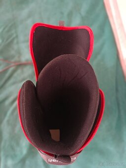 Snowboard plus boty - 11