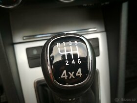 ŠKODA OCTAVIA COM III 4x4,2,0 TDi,ESP,KLIMA,ČR.SERVISKA - 11