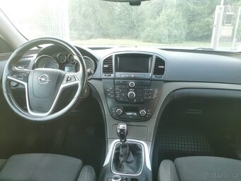 Opel Insignia 2.0 CDTi - 11