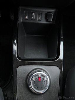 Dacia spring comfort plus - 11