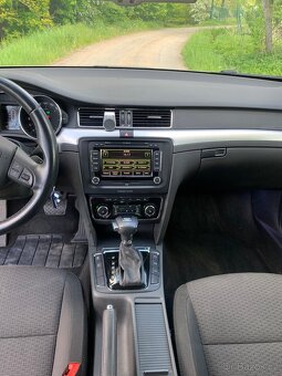 Škoda Superb Combi II 3.6VR6 191kw, 4x4, DSG, 176 tis. km - 11