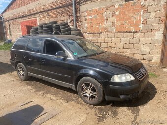 VW Passat,1.8 B 5.5 turbo,110 KW,175000 najeto,barva LO41 - 11